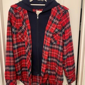 Size small flannel